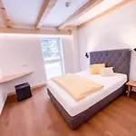Gluexplatzl Gmbh Am Wald