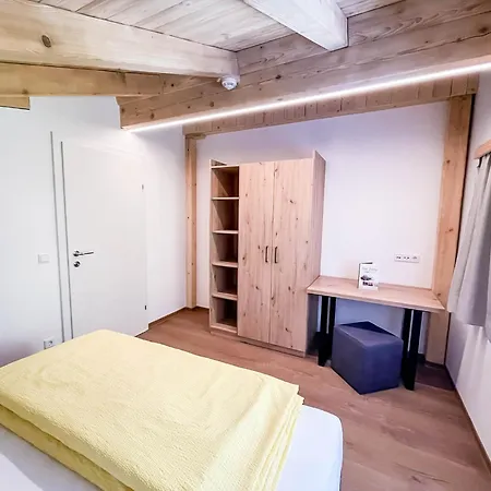 Gluexplatzl Am Wald Apartment *