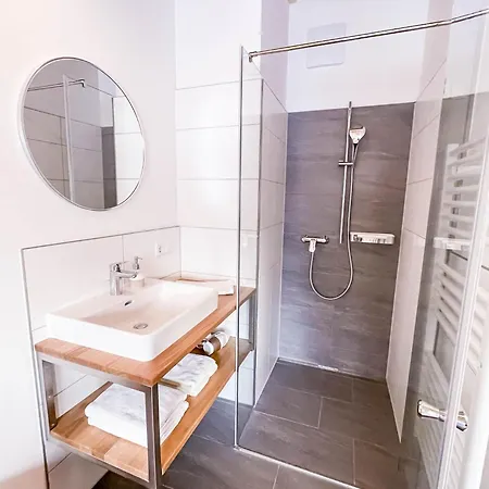 Gluexplatzl Am Wald Apartment *